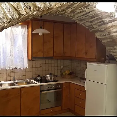 Apartament Traditional House In